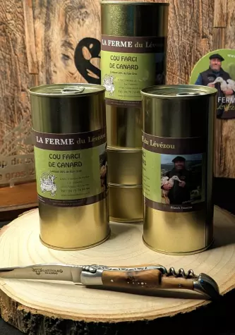 gamme de conserves artisanales à base de canard gras : foie gras, confits, gésiers et spécialités de la ferme | LA FERME du Lévézou