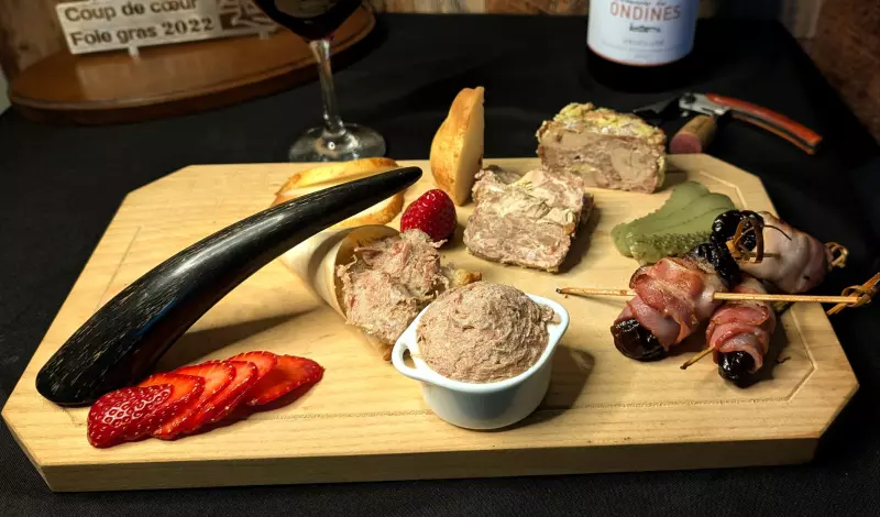 Rillettes de Canard Artisanales en planche apéritive